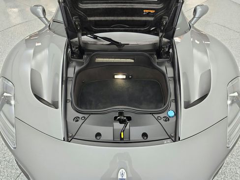 Used 2022 Maserati MC20 Coupe RWD image 16