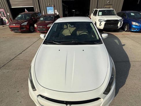 Used 2016 Dodge Dart SXT image 3