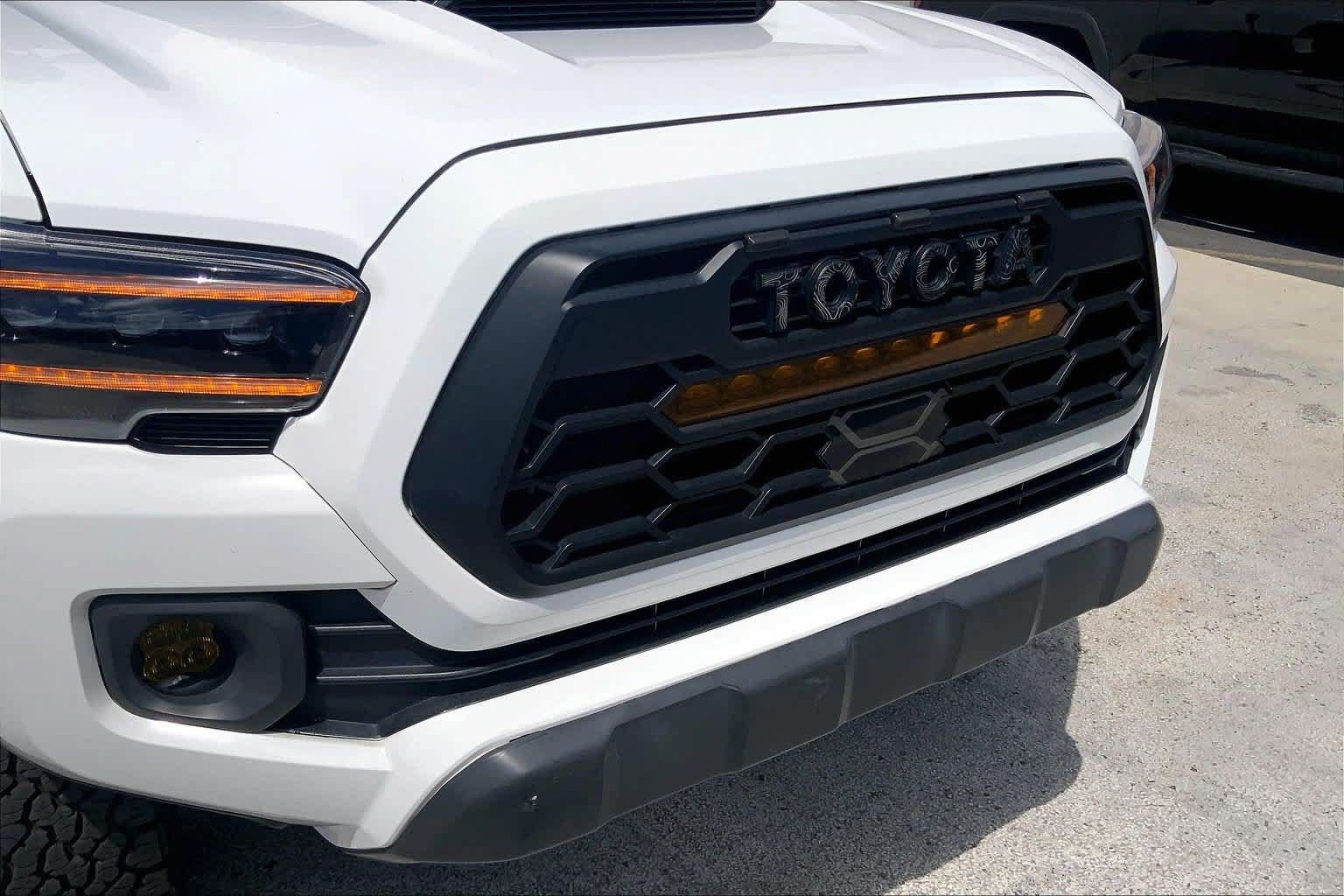 Used 2019 Toyota Tacoma TRD Pro w/ Desert Air Intake Package AWD/4WD image 33