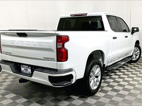 Used 2021 Chevrolet Silverado 1500 Custom image 12