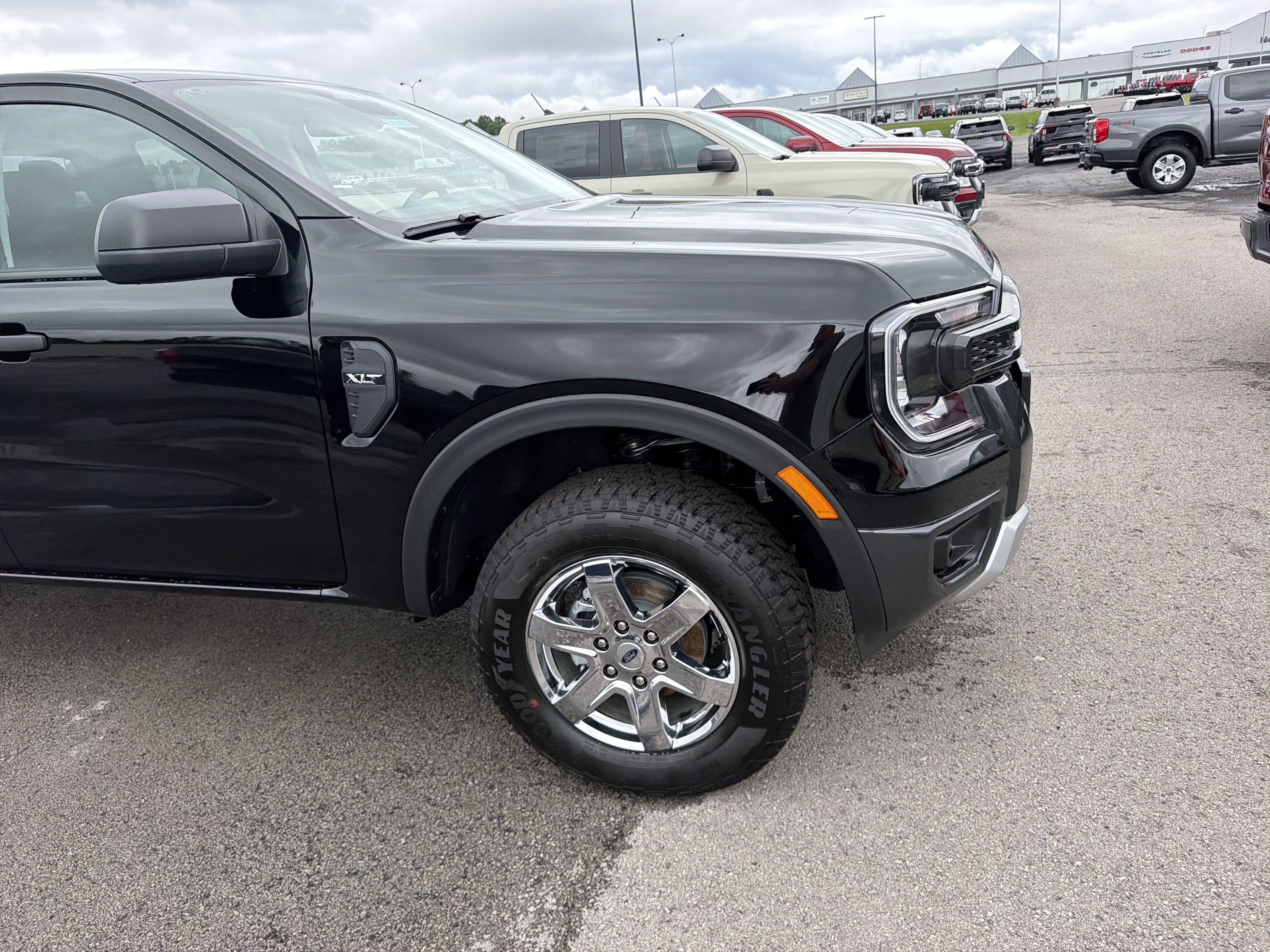 New 2026 Ford Ranger XLT w/ Trailer Tow Package AWD/4WD image 2