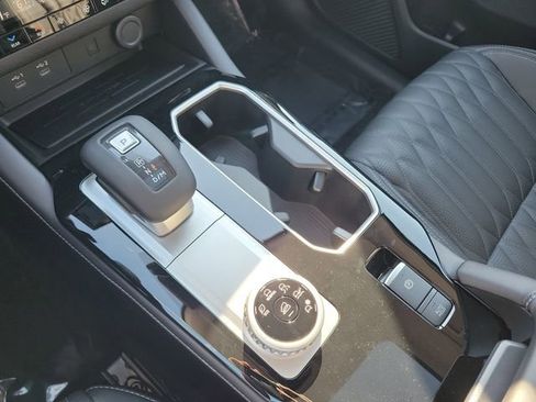 New 2026 Mitsubishi Outlander SEL image 35