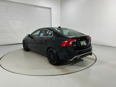 Used 2016 Volvo S60 T6 R-Design Platinum AWD/4WD image 21