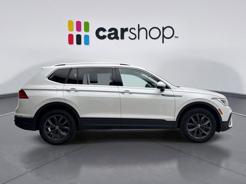 Used 2023 Volkswagen Tiguan SE AWD/4WD image 6