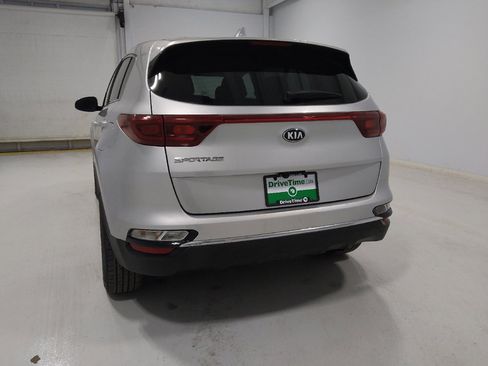 Used 2021 Kia Sportage LX image 6