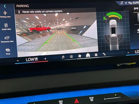 Used 2025 BMW X3 xDrive30i w/ M Sport Package image 18