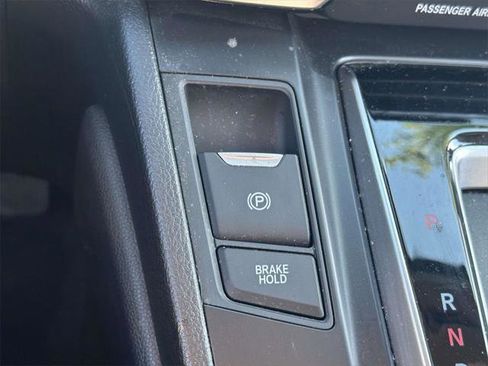 Used 2019 Honda CR-V EX image 19