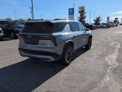 New 2026 Chevrolet Traverse Z71 w/ Enhanced Driving Package image 18