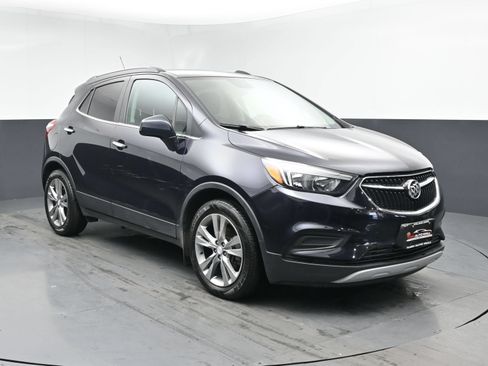 Used 2021 Buick Encore Preferred FWD image 4