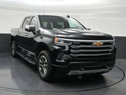 Used 2023 Chevrolet Silverado 1500 High Country w/ Technology Package RWD image 8