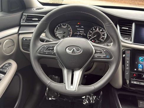Used 2023 INFINITI QX50 Luxe w/ Cargo Package image 16