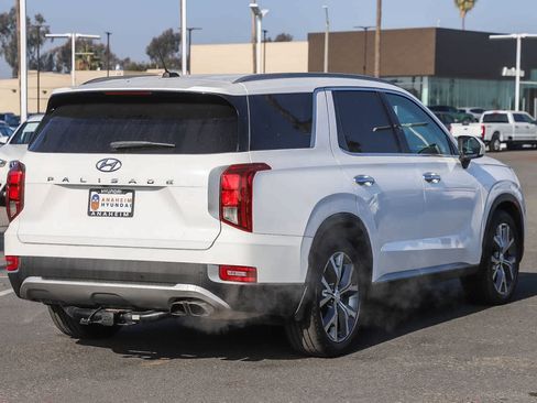 Used 2020 Hyundai Palisade SEL w/ Premium Package image 4