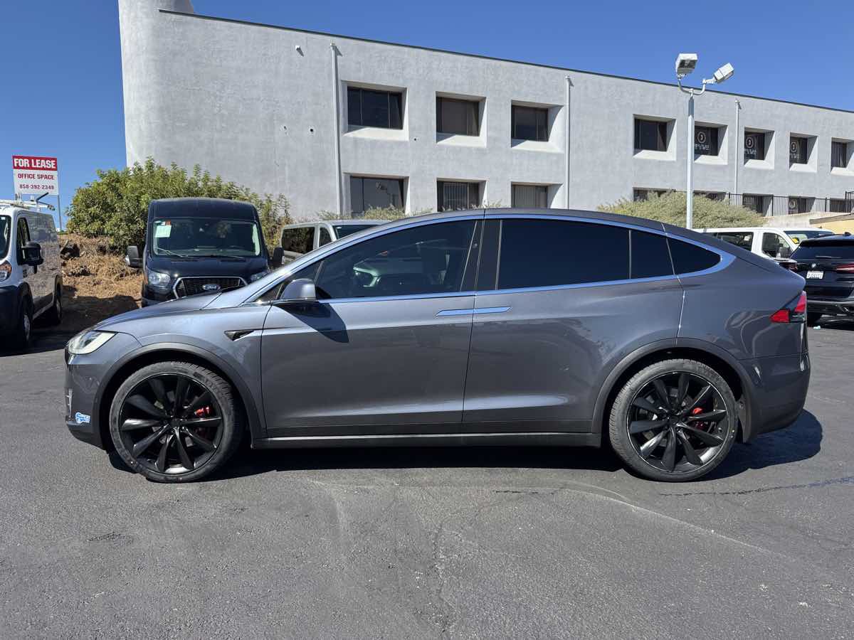 Used 2018 Tesla Model X AWD/4WD image 6