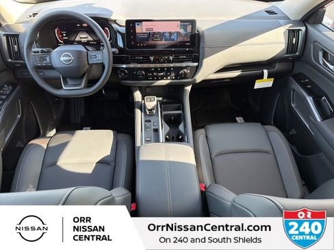 New 2026 Nissan Pathfinder SL FWD image 19