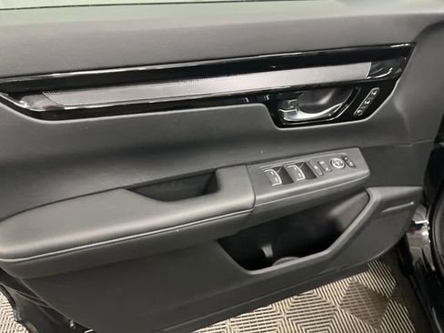Used 2025 Honda CR-V EX-L image 10