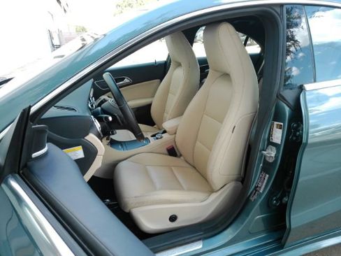 Used 2014 Mercedes-Benz CLA 250 image 15