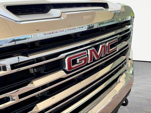 Used 2022 GMC Sierra 2500 SLE w/ SLE Value Package; AWD/4WD image 31