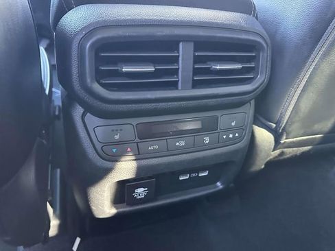 Certified 2023 Honda Pilot Elite image 10