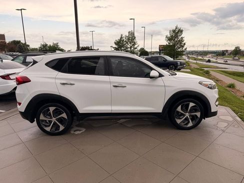Used 2016 Hyundai Tucson Limited FWD image 6