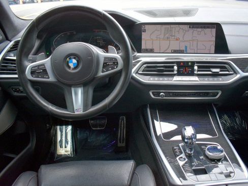 Used 2020 BMW X7 xDrive40i w/ M Sport Package AWD/4WD image 11