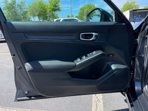 Certified 2025 Honda Civic Sport image 23