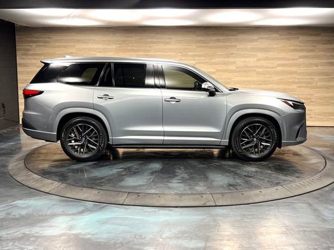 Used 2024 Lexus TX 350 FWD w/ Captains Chair Package image 33