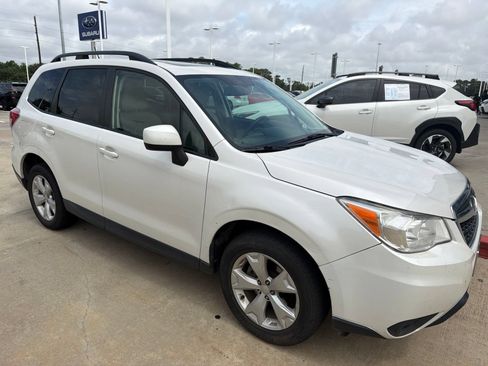 Used 2014 Subaru Forester 2.5i Premium w/ Popular Package #1 AWD/4WD image 4