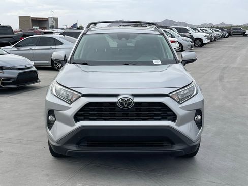Used 2019 Toyota RAV4 XLE w/ Carpet Mat Package image 3