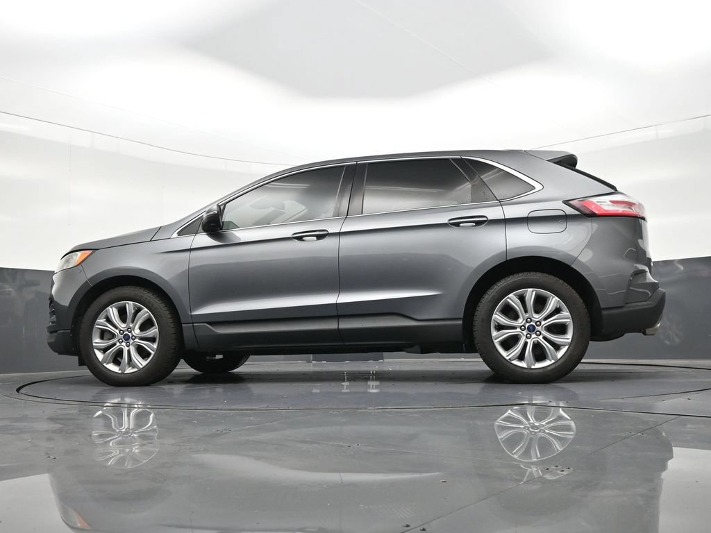 Used 2021 Ford Edge Titanium AWD/4WD image 22