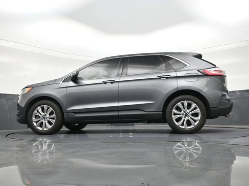 Used 2021 Ford Edge Titanium AWD/4WD image 22
