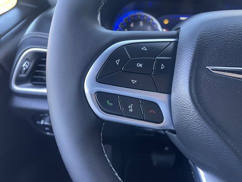 New 2026 Chrysler Pacifica Select FWD image 34