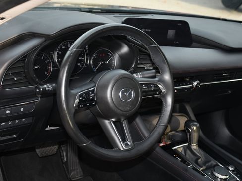 Used 2024 MAZDA MAZDA3 s image 9