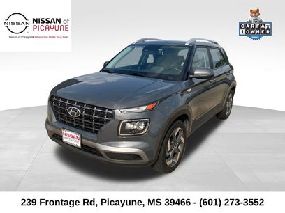 Used 2025 Hyundai Venue SEL