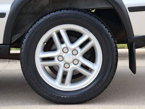 Used 2004 Land Rover Discovery SE image 68