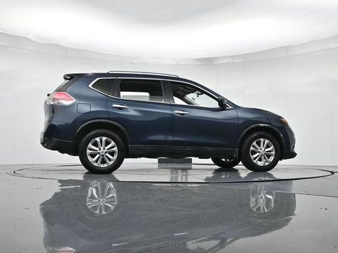 Used 2016 Nissan Rogue SV AWD/4WD image 34