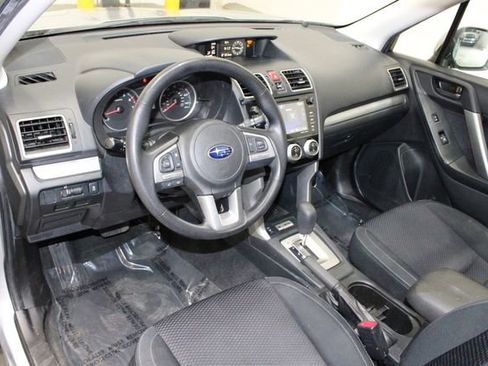 Used 2018 Subaru Forester 2.5i Premium w/ All-Weather Package image 23