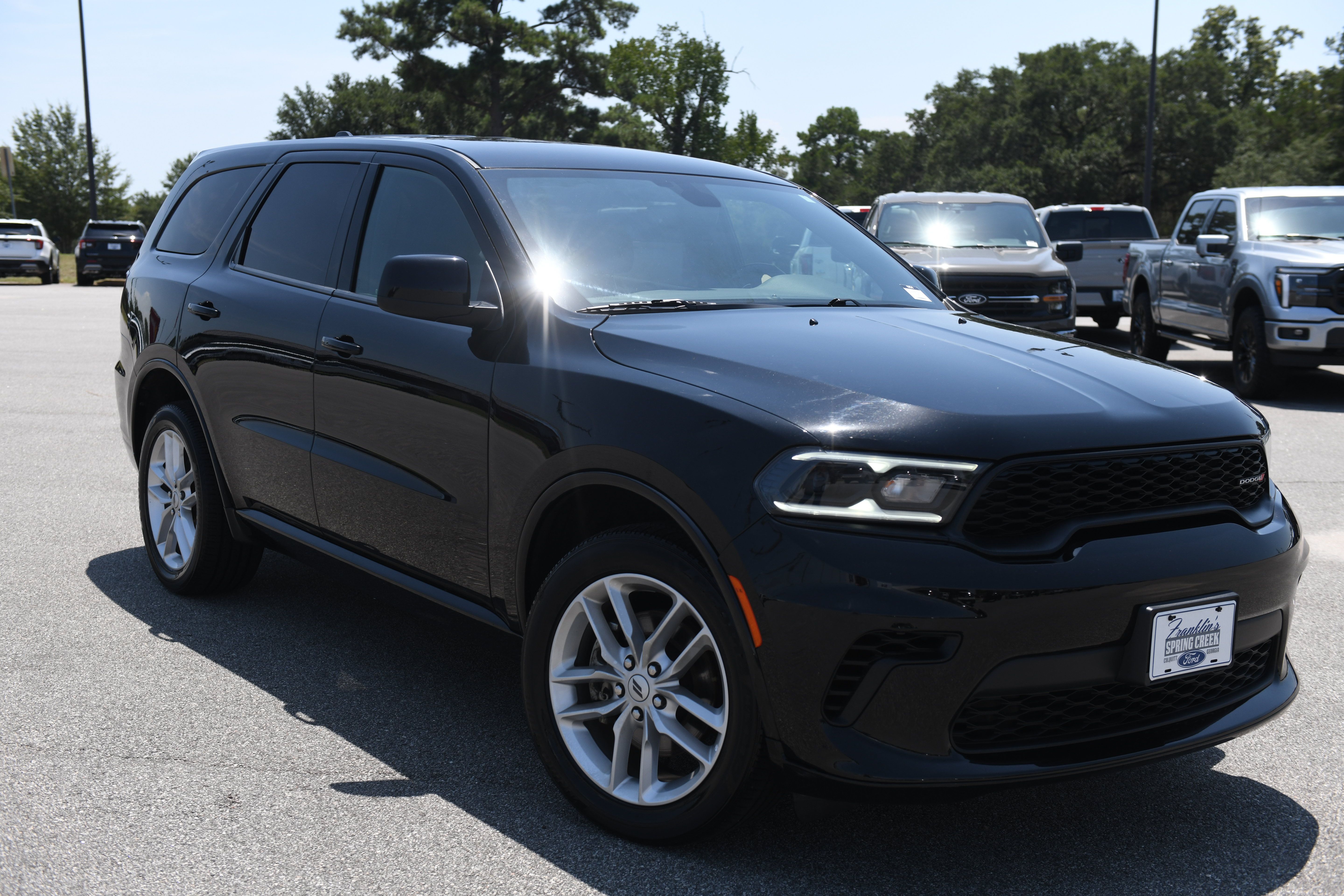 Used 2025 Dodge Durango GT AWD/4WD image 3