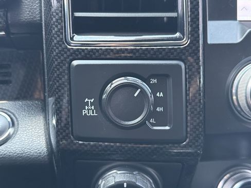 Used 2020 Ford F150 Lariat w/ Equipment Group 502A Luxury AWD/4WD image 23