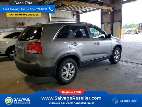 Used 2011 Kia Sorento LX w/ Convenience Pkg AWD/4WD image 4