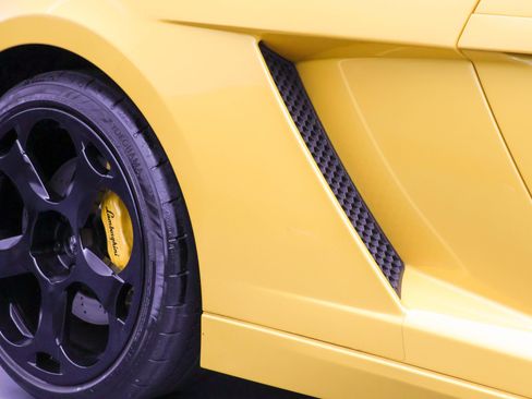 Used 2004 Lamborghini Gallardo AWD/4WD image 24