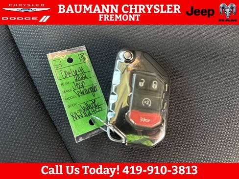 Used 2022 Jeep Wrangler Unlimited Sport AWD/4WD image 29