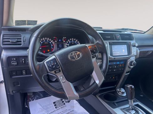 Used 2015 Toyota 4Runner Limited AWD/4WD image 12
