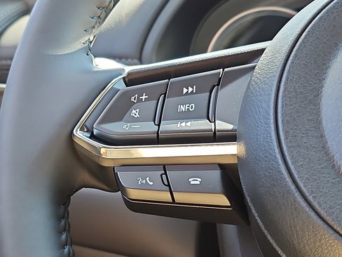 New 2025 MAZDA CX-5 AWD 2.5 S w/ Select Package image 17