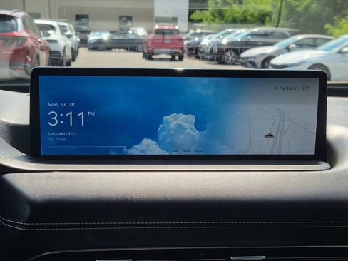 Used 2023 Genesis GV80 2.5T w/ Prestige 20" Package image 18