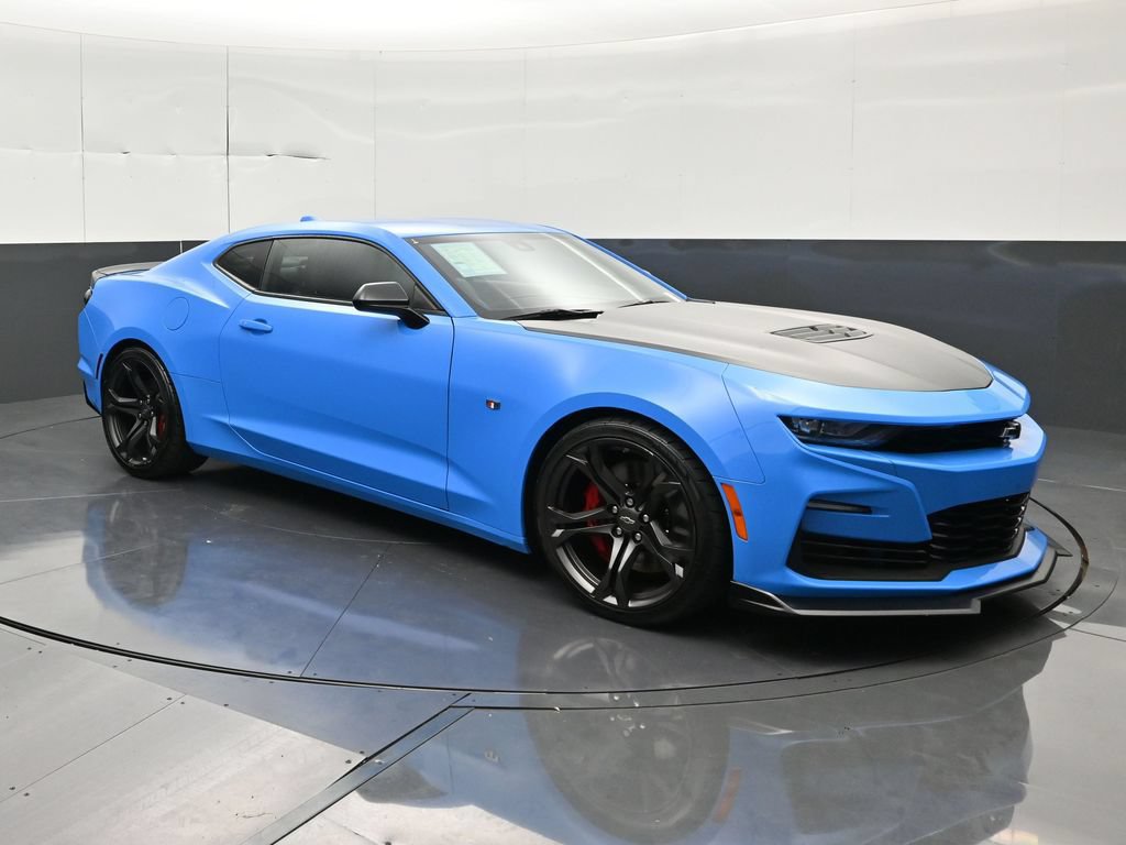 Used 2023 Chevrolet Camaro SS RWD image 7