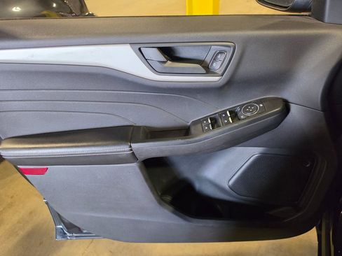 Used 2021 Ford Escape S AWD/4WD image 5