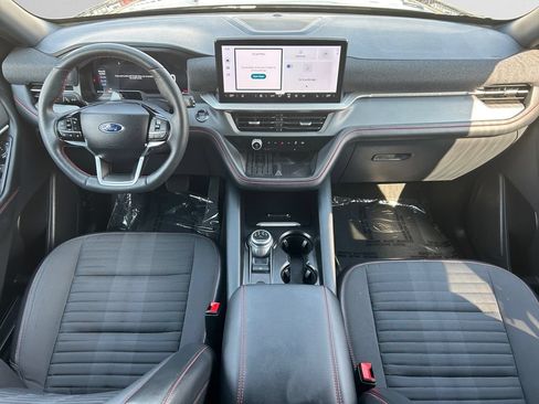 Used 2025 Ford Explorer ST-Line w/ Premium Package AWD/4WD image 12