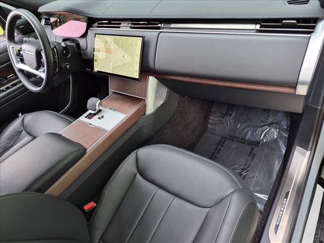 Used 2025 Land Rover Range Rover SE AWD/4WD image 22