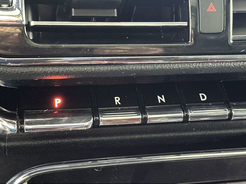 Used 2020 Lincoln Navigator Reserve w/ Equipment Group 208A Reserve image 24