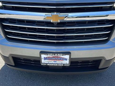 Used 2025 Chevrolet Traverse LT AWD/4WD image 9